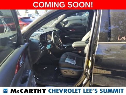 Used 2024 Chevrolet Traverse RS FWD image 7