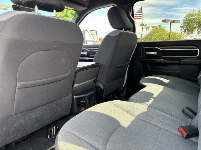 Used 2024 RAM 2500 Big Horn AWD/4WD image 17