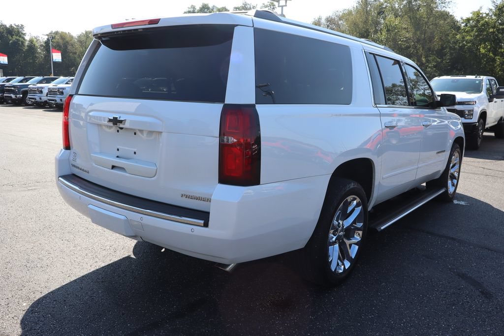 Used 2020 Chevrolet Suburban Premier w/ Premier Plus Edition AWD/4WD image 43