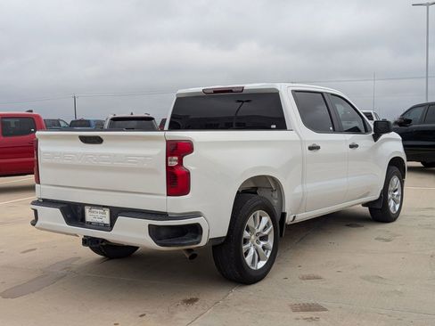 Used 2024 Chevrolet Silverado 1500 Custom image 3