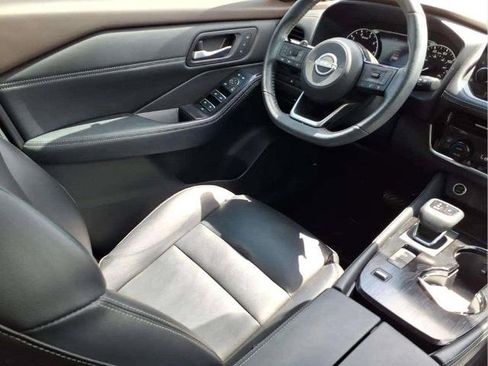 Certified 2023 Nissan Rogue SL w/ SL Premium Package FWD image 20