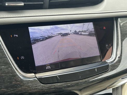 Used 2021 Cadillac XT6 Premium Luxury w/ LPO, Floor Liner Package FWD image 15