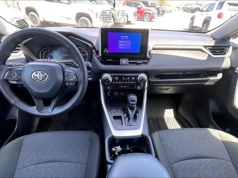 Used 2023 Toyota RAV4 XLE image 15