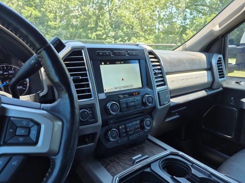 Used 2017 Ford F350 Lariat w/ Lariat Ultimate Package image 14