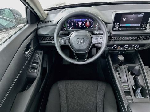 Used 2025 Honda Accord LX image 21