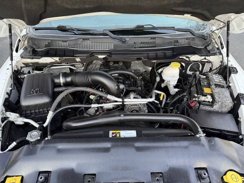 Used 2020 RAM 1500 Warlock AWD/4WD image 27