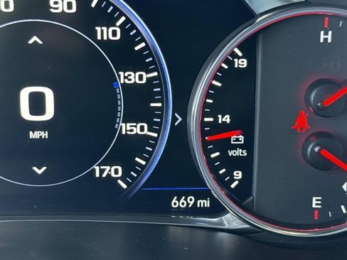 Used 2025 Chevrolet Blazer RS w/ Enhanced Convenience Package image 43