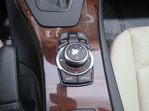 Used 2012 BMW 328i Convertible RWD image 19