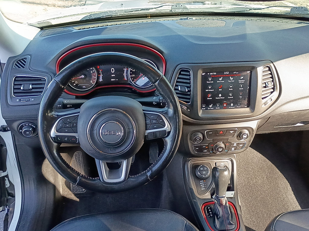 Used 2019 Jeep Compass Trailhawk w/ Cold Weather Group AWD/4WD image 12