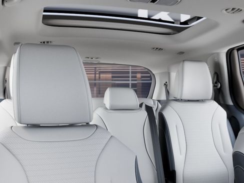 New 2026 Kia Carnival SX Prestige FWD image 27