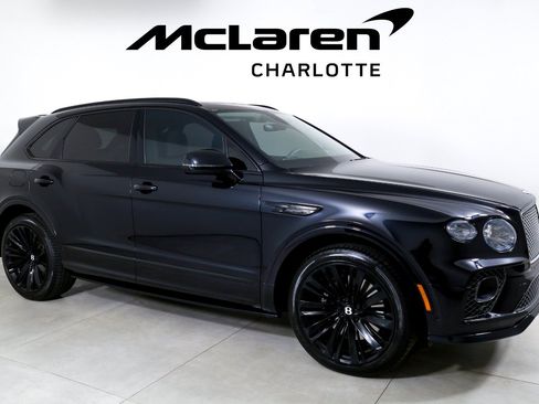 Used 2023 Bentley Bentayga Speed AWD/4WD image 2