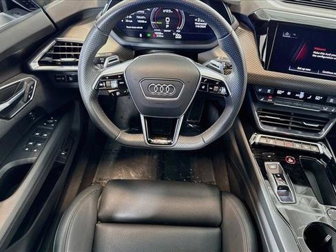 Used 2023 Audi RS e-tron GT w/ Carbon Performance Package AWD/4WD image 18