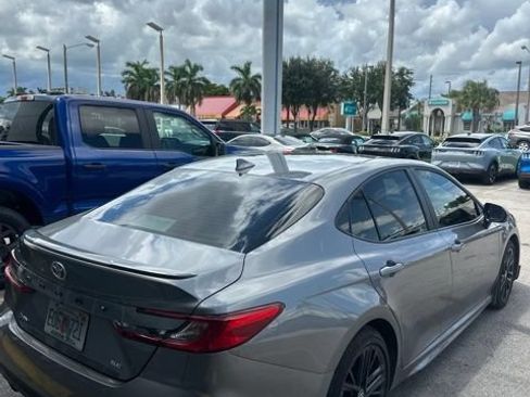 Used 2026 Toyota Camry SE FWD image 12