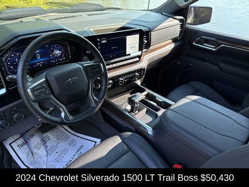 Used 2024 Chevrolet Silverado 1500 LT Trail Boss w/ Convenience Package II image 10