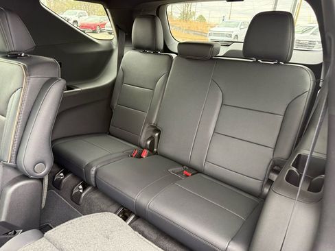 New 2026 Chevrolet Traverse High Country image 12