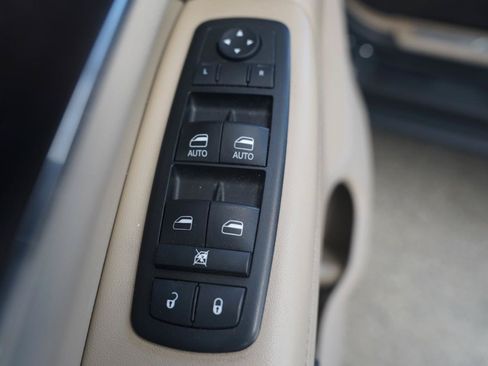 Used 2014 Jeep Grand Cherokee Limited AWD/4WD image 26