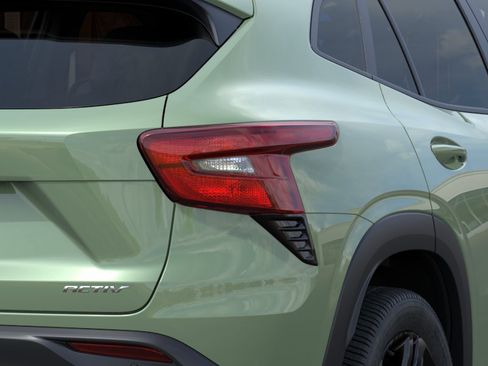New 2026 Chevrolet Trax ACTIV w/ Driver Confidence Package FWD image 11