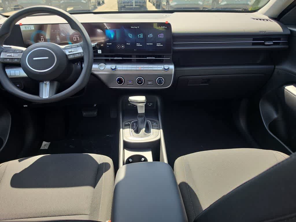 New 2027 Hyundai Kona SE FWD image 18
