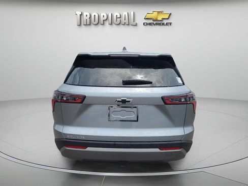 New 2027 Chevrolet Equinox LT FWD image 4