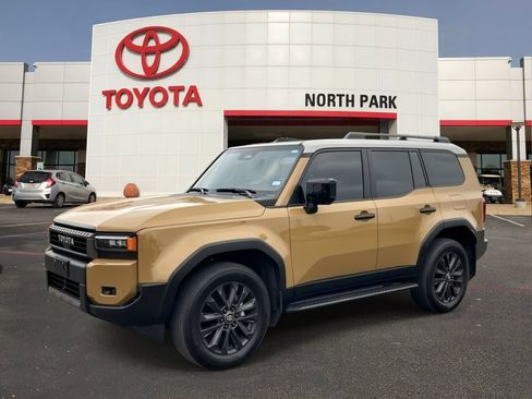 Used 2025 Toyota Land Cruiser w/ Premium Package AWD/4WD image 1