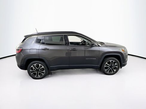 Used 2022 Jeep Compass Limited AWD/4WD image 4