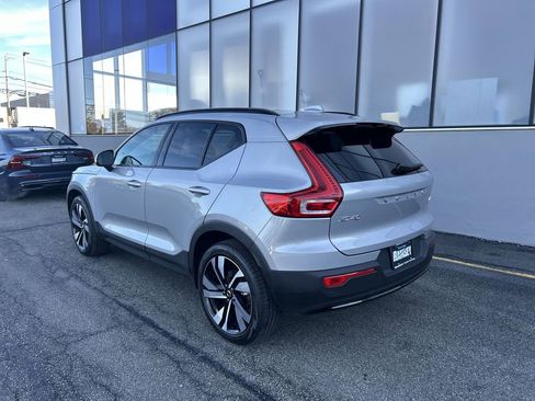 Certified 2025 Volvo XC40 B5 Ultra w/ Protection Package Premier image 6