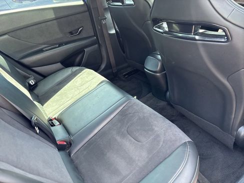 Used 2022 Hyundai Elantra N w/ Preferred Accessory Package FWD image 5