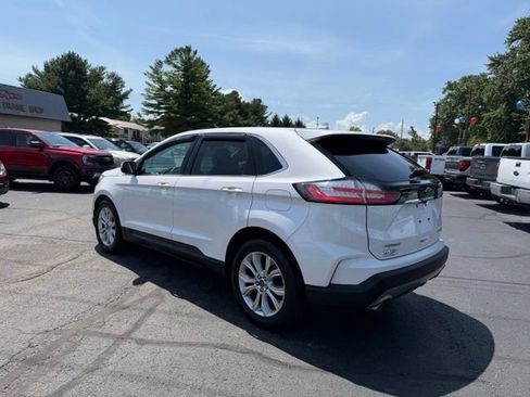 Used 2019 Ford Edge Titanium w/ Cold Weather Package AWD/4WD image 15