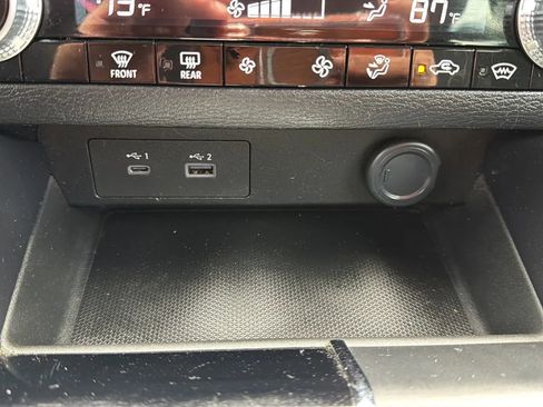 Used 2022 Mitsubishi Outlander ES AWD/4WD image 19