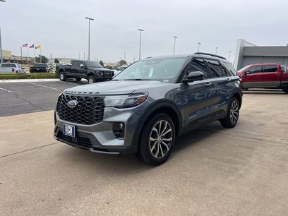 New 2026 Ford Explorer ST-Line w/ Premium Package