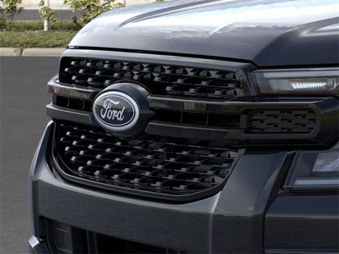 New 2025 Ford Ranger XLT w/ Equipment Group 301A High image 17