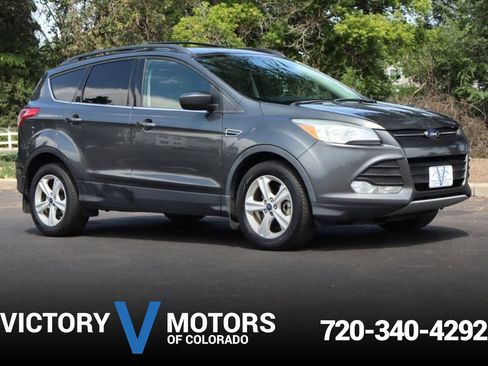Used 2016 Ford Escape SE w/ SE Leather Comfort Package AWD/4WD image 1