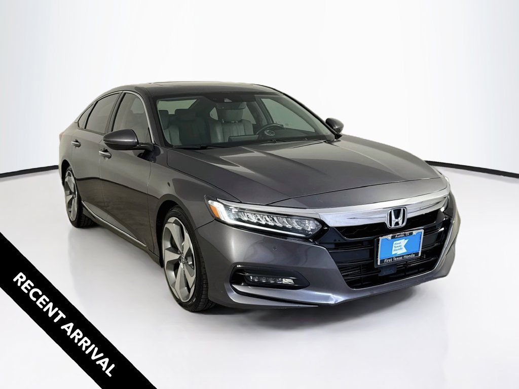 Used 2018 Honda Accord Touring image 1