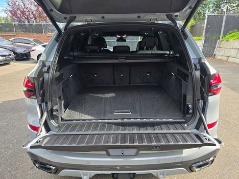 Used 2024 BMW X5 xDrive50e w/ Executive Package AWD/4WD image 14