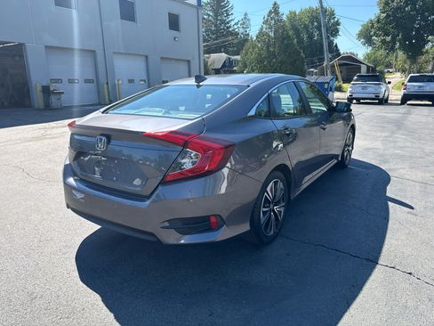 Used 2017 Honda Civic EX-L image 3
