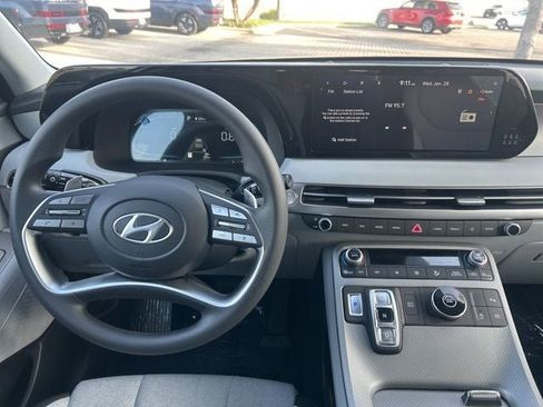 New 2025 Hyundai Palisade SE image 18