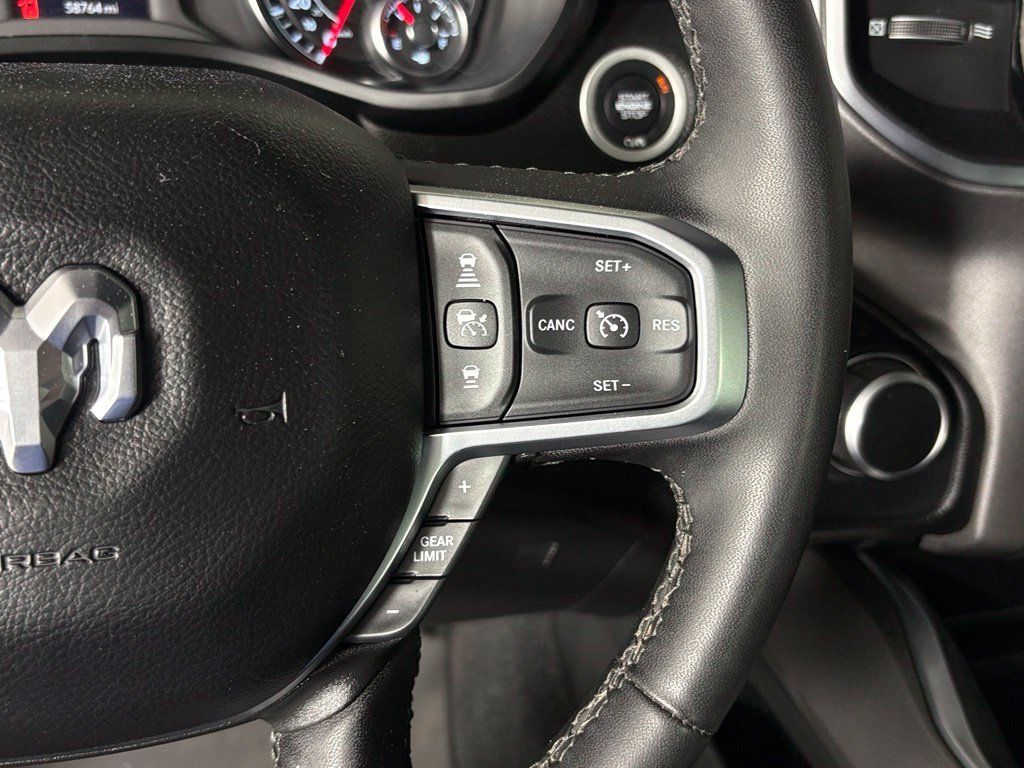 Used 2025 RAM 1500 Big Horn AWD/4WD image 21