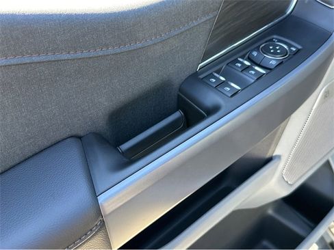 New 2025 Ford F150 Lariat w/ Equipment Group 502A High image 38