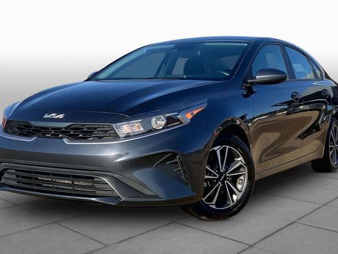 Used 2024 Kia Forte LXS FWD image 1