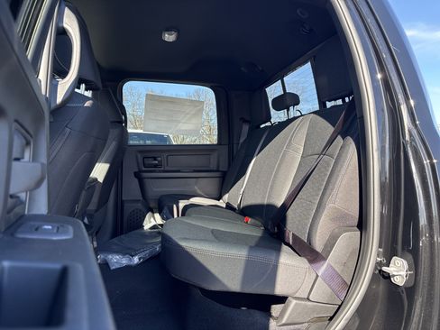 New 2026 RAM 2500 Tradesman AWD/4WD image 12