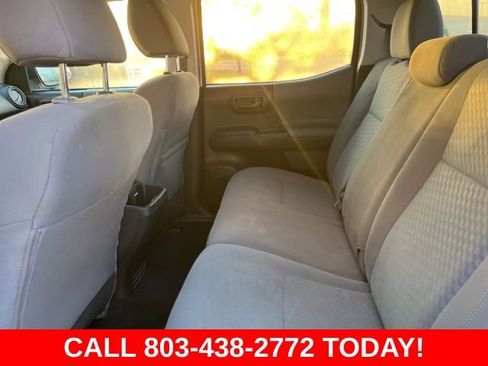 Used 2022 Toyota Tacoma SR AWD/4WD image 11