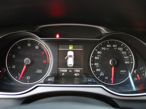 Used 2013 Audi A4 Premium Plus image 32