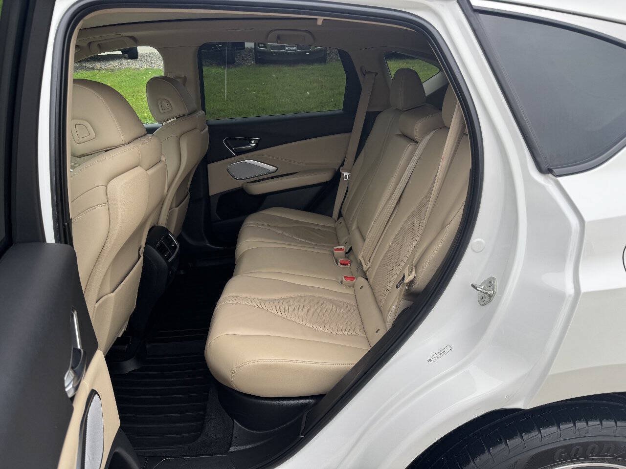Used 2019 Acura RDX w/ Technology Package AWD/4WD image 12