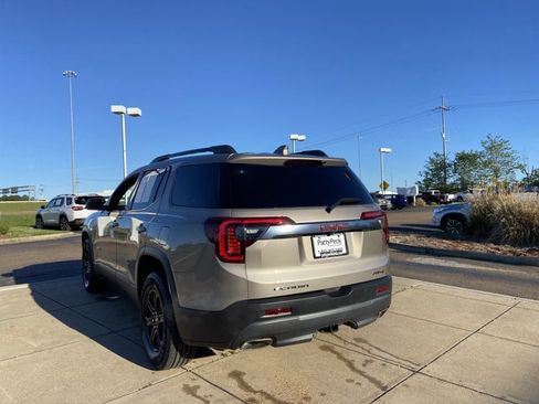 Used 2022 GMC Acadia AT4 w/ Technology Package image 9