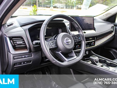 Used 2024 Nissan Rogue Platinum w/ Platinum Premium Package FWD image 33