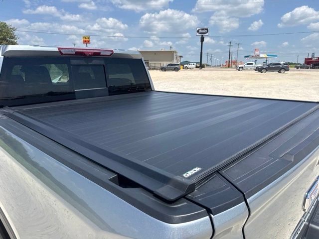 Used 2025 GMC Sierra 1500 AT4 w/ AT4 Premium Package AWD/4WD image 14