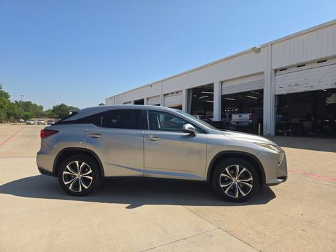 Used 2017 Lexus RX 350 FWD image 4