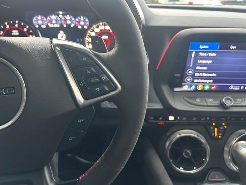 Used 2022 Chevrolet Camaro ZL1 image 19