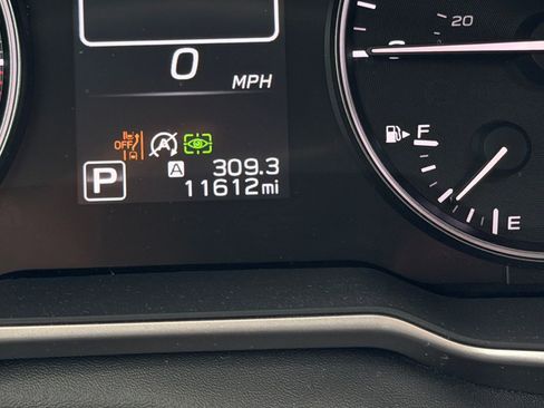 Used 2025 Subaru Outback Touring XT AWD/4WD image 23
