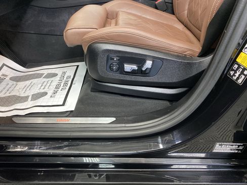 Used 2023 BMW X7 xDrive40i w/ Parking Assistance Package image 13